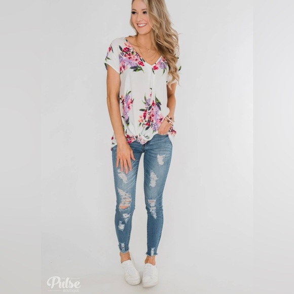 Ivory Floral Twist Front Short Sleeve Top M - Picture 6 of 14